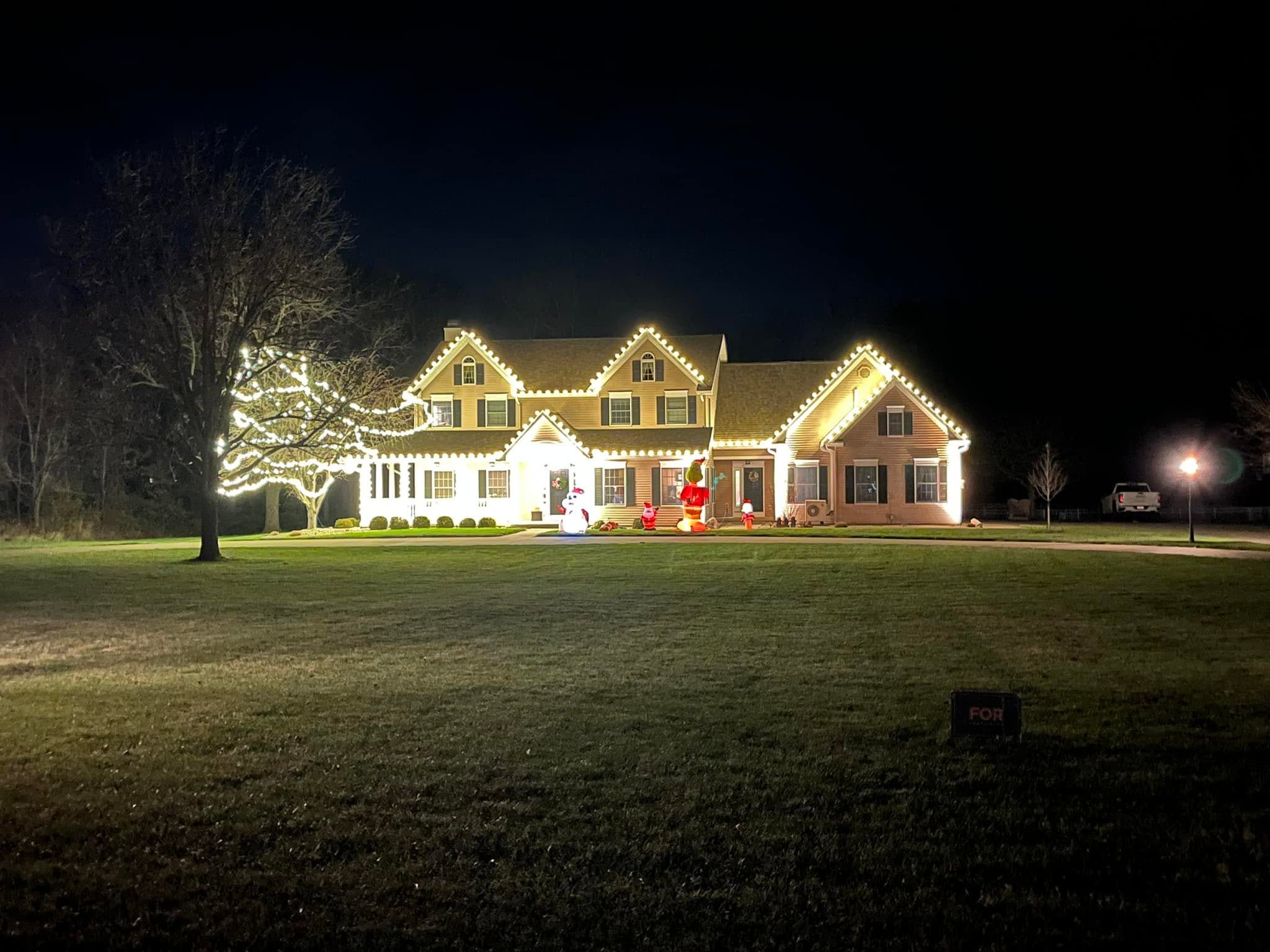 Home with red and warm white C9 display